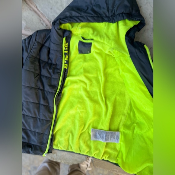 KIDS NIKE PUFFER COAT GOOD NO VISIBLE FLAWS - Picture 3 of 4